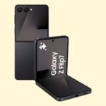 Samsung Galaxy Z Flip7, Al Phone, Jetblack, 256GB Storage, 12GB Memory, 50MP Camera for Selfie, 3nm Processor, 4300mAh Battery (UAE Version)
