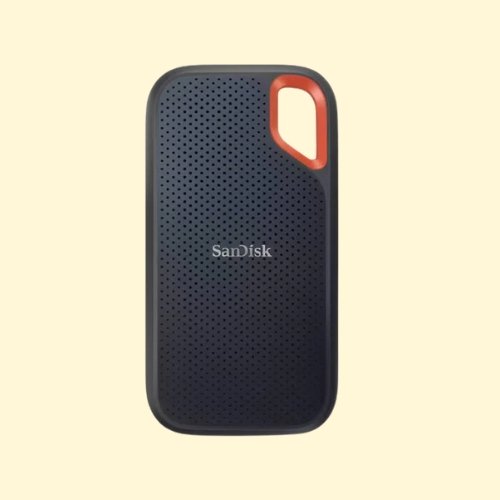 USHD39 SanDisk 1TB Extreme Portable External SSD, Up to 1050MB/s USB C, USB 3.2 Gen 2, SDSSDE61-1T00-G25 - Image 1